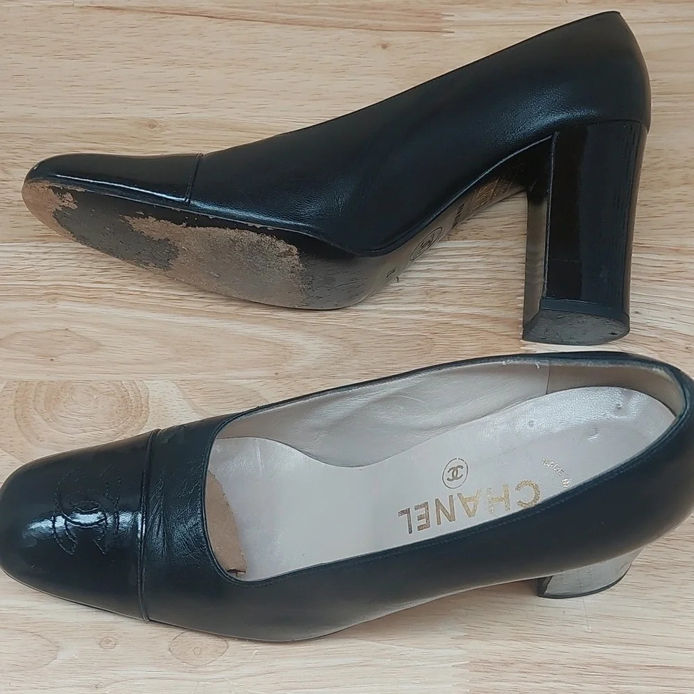 COCO CHANEL Black leather/patent Block heels CC logo EU 37 US 6.5-7 READ⬇️ - Picture 9 of 15